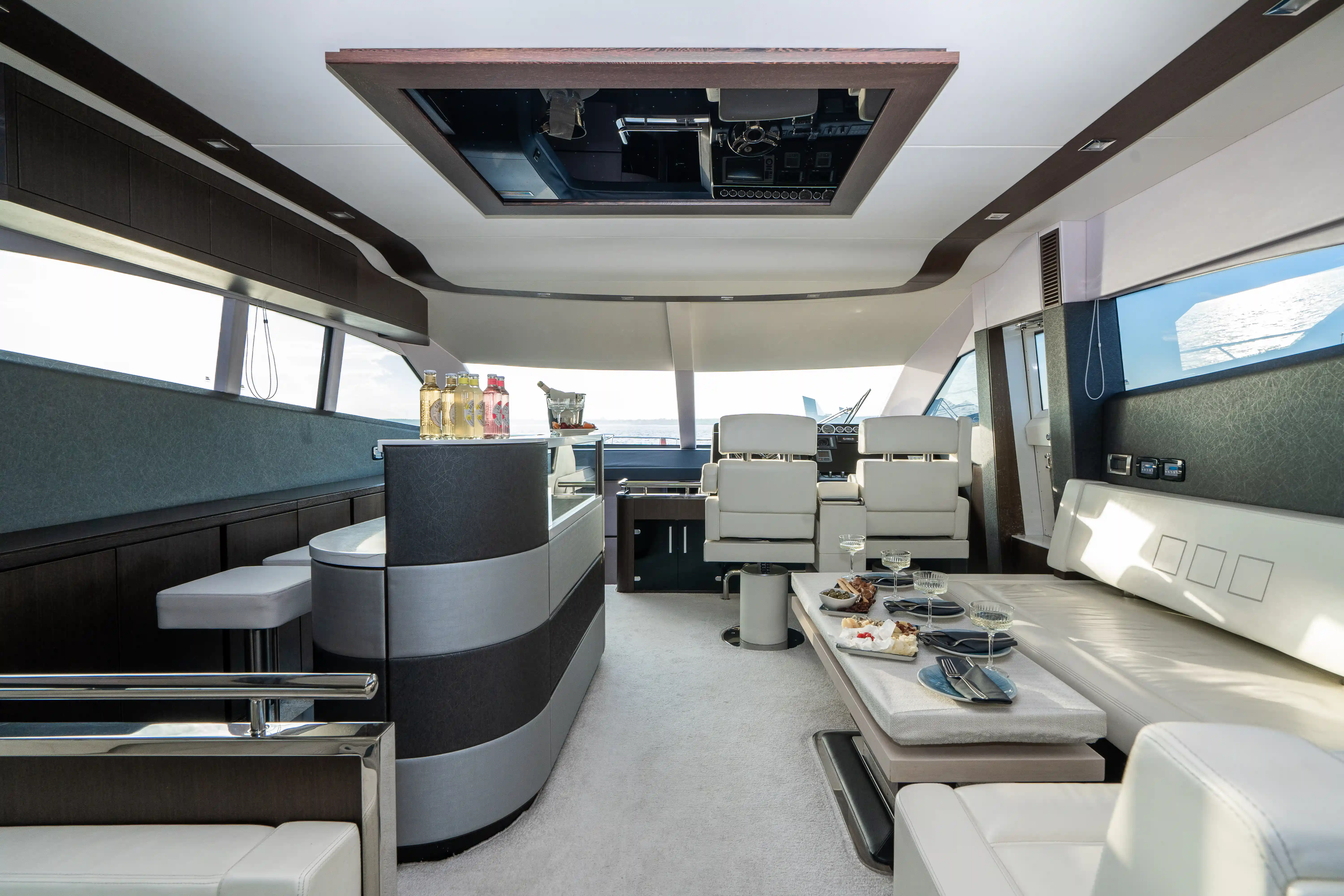 Яхта  «Galeon 640» image- 24